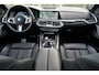 BMW X5 xDrive45e M-sport SkyLounge 4-wielsturing Massage Stoelventilatie Carbon