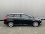 Ford Focus Wagon 1.5 Titanium Clima, Navi, CC, Voorruitvw, PDC & Cam, LM, Trekh, – Inruil Mogelijk –