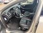 Volvo V40 Cross Country 1.5 T3 Nordic+ | Panoramadak | Achteruitrijcamera | Parkeersensoren | Lederen Bekleding | All-Season Banden | Lichtmetalen Velgen 18 inch | Alarm | Keyless Entry | LED Koplampen | Stoelverwarming | Navigatie | High Performance Audio