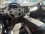 Volvo V90 2.0 T8 AWD Inscription | Plug-in Hybrid (PHEV) | Trekhaak | Luchtvering | Harman Kardon Audio | Nappaleder | Stoelventilatie | Stoelmassage | Stoelverwarming voor en achter | Achteruitrijcamera | Parkeersensoren | Keyless Entry | Elektrische Achterklep | Elektrisch Verstelbare Voorstoelen | Cruise Control Adaptief | BLIS | Navigatie