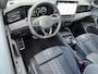 Volkswagen Tiguan 1.5 eHybrid 272pk R-Line | Black line | Head up | 360 Camera | Trekhaak | Dode hoek | IQ light | Elek. klep | Rijklaar incl. garantie