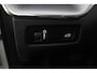 Volvo XC60 B5 Black Pack | Trekhaak 2300KG! | Camera | Adaptive Cruise | BLIS | Stoelverwarming | Verwarmbare Voorruit | CarPlay/Android Auto