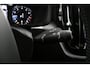 Volvo XC60 B5 Black Pack | Trekhaak 2300KG! | Camera | Adaptive Cruise | BLIS | Stoelverwarming | Verwarmbare Voorruit | CarPlay/Android Auto