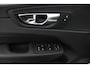 Volvo XC60 B5 Black Pack | Trekhaak 2300KG! | Camera | Adaptive Cruise | BLIS | Stoelverwarming | Verwarmbare Voorruit | CarPlay/Android Auto