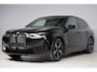 BMW iX XDrive50 High Executive 112 kWh | panoramadak skylounge | laser led | stoelkoeling | elek. trekhaak | massage | keyless