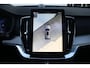 Volvo XC90 T8 Plug-in hybrid AWD Ultra Dark Exec. Ed. | Eerste registratie sept. 2026 | Gelaagde Ruiten Rondom | Panoramisch Schuif-/Kanteldak | Luchtvering | Verwarmbare voorstoelen met massagefunctie en ventilatie | Bowers & Wilkins High End Audio | Head-up display | 360 Camera |