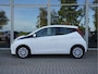 Toyota Aygo 1.0 VVT-i x-play | LED | Achteruitrijcamera | Apple Carplay/Android Auto |