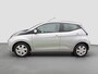 Toyota Aygo 1.0 69pk VVT-i x-play Automaat | Airco | Achteruitrijcamera | Parkeersensoren achter | Metallic lak | Elektrische spigels | Mulitmedia