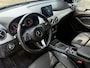 Mercedes-Benz B-klasse 180 Ambition AUTOMAAT | LED | Airco | Navigatie | Parkeersensoren | Cruise Control | Licht metalen velgen