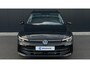 Volkswagen Golf 1.5 eHybrid Style Edition | Panoramadak | Camera | Elektrische stoel | Dodehoek Detectie |
