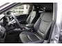 Toyota RAV4 2.5 Hybrid Executive Parkeer sensoren, Stoelverwarming, Achteruitrijcamera, apple en android auto, lederen Bekleding.