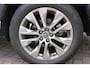 Toyota RAV4 2.5 Hybrid Executive Parkeer sensoren, Stoelverwarming, Achteruitrijcamera, apple en android auto, lederen Bekleding.