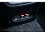 Volvo EX40 Single Motor Extended Range Ultra Europa 82 kWh Black Edition | Getint glas | Nubuck | Panoramadak | Harman/Kardon | Stoelverwarming voor + achter | Keyless | 20" Velgen |