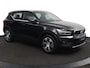 Volvo XC40 T2 Inscription | Stoel en stuurwielverwarming | Adaptieve Cruise control | Lederen bekleding | Parkeersensoren voor en achter | LED |