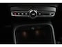 Volvo XC40 T2 Inscription | Stoel en stuurwielverwarming | Adaptieve Cruise control | Lederen bekleding | Parkeersensoren voor en achter | LED |