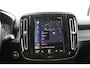Volvo XC40 T2 Inscription | Stoel en stuurwielverwarming | Adaptieve Cruise control | Lederen bekleding | Parkeersensoren voor en achter | LED |