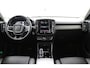 Volvo XC40 T2 Inscription | Stoel en stuurwielverwarming | Adaptieve Cruise control | Lederen bekleding | Parkeersensoren voor en achter | LED |