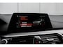 BMW 5-Serie 530e iPerformance High Executive 252Pk | Rondomzichtcamera | Head-up Display | Glazen schuifkanteldak | Stoelverwarming en ventilatie | Uitwijk assistent |18:LMV