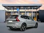 Volvo XC60 T6 Recharge Plus Black Edition | 21" | Panoramadak | Head Up | 360 Camera | Trekhaak | Harman Kardon | Full LED | Elektr. verst. Sportstoelen | Adaptieve Cruise | BLIS | Stoel/Stuur/Achterbankverwarming