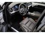 Volvo XC90 T8 455PK AWD Ultra Black Edition | Executive Edition | Gelamineerd Glas | 22" | Massage/ventilatie | HUD | B&W Audio