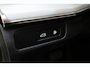Volvo XC90 T8 455PK AWD Ultra Black Edition | Executive Edition | Gelamineerd Glas | 22" | Massage/ventilatie | HUD | B&W Audio