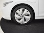 Volkswagen Golf 1.5 eHybrid Style Edition 204PK DSG/AUTO | Verlichte Gril l Elektr. Stoelen met geheugen l Camera | Apple carplay Android auto | Cruise control adaptief | Navigatie | Parkeersensoren voor/achter | Stoel/Stuur verwarming | 18"LMV
