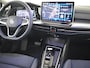 Volkswagen Golf 1.5 eHybrid Style Edition 204PK DSG/AUTO | Verlichte Gril l Elektr. Stoelen met geheugen l Camera | Apple carplay Android auto | Cruise control adaptief | Navigatie | Parkeersensoren voor/achter | Stoel/Stuur verwarming | 18"LMV