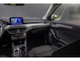 Ford Focus Wagon 1.0 EcoBoost Titanium Automaat | 100% dealer o.h. | Adaptieve cruise | Trekhaak | Winter-pack | Elec. achterklep | Autom. inparkeren | Privacy-glass | Camera | All seazon banden | LED verlichting | Keyless | Dodehoek detectie