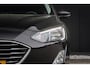Ford Focus Wagon 1.0 EcoBoost Titanium Automaat | Adaptieve cruise | Winter-pack | Afn. Trekhaak | Camera | Elec. achterklep | Dodehoek detectie | LED verlichting | Keyless entry | Privacy-glass