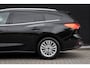 Ford Focus Wagon 1.0 EcoBoost Titanium Automaat | Adaptieve cruise | Winter-pack | Afn. Trekhaak | Camera | Elec. achterklep | Dodehoek detectie | LED verlichting | Keyless entry | Privacy-glass
