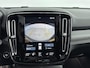 Volvo XC40 1.5 T5 Recharge R-Design | Trekhaak | Pannoramadak | PDC V+A en Camera | Adaptive Cruiscontrol | Stoel + Stuurverwarming | Extra Getint Glas |