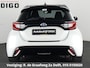 Toyota Yaris 1.5 Hybrid Executive Bi-Tone | Stoelverwarming | Navigatie | Parkeersenoren | Apple Carplay & AndroidAUTO |