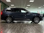 Volvo XC90 T8 AWD Recharge Inscription Long Range | Trekhaak | 360° Camera | Harman Kardon | 455pk | Adaptieve Cruise Control | Stoel en Stuurwielverwarming | Schuifdak | Full LED Meesturende koplampen | Pilot Assist | BLIS Dode Hoek Detectie | Standkachel met Volvo On Call App | Elektrische voorstoelen geheugen | Lederen bekleding | Zitting verlenging voorstoelen | Lederen dashboard | 20 Inch | Keyless Drive | Parkeersensoren voor+achter | Privacy Glass | Elektrisch bedienbare achterklep | 7-Persoons | 4-Zone Climate Control | Geïntegreerde zongordijnen achterportieren | Verlichte instaplijsten | Draadloos telefoon opladen | Alarm Klasse III | DAB Radio | Apple Carplay/Android Auto | Volvo On Call met mobiele App functie | Denim Blue Metallic |
