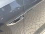 Volkswagen T-Roc 1.5 TSI 150pk DSG R-Line Navigatie Apple Carplay / Android Auto Parkeersensoren Afneembare trekhaak Park Assist Adaptive Cruise Control Elektrische achterklep Stoel- en stuurverwarming Climate Control Ledverlichting Virtual Cockpit