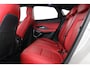 Jaguar E-Pace 2.0 P300 AWD R-Dynamic HSE | Panoramadak | Stoelverwarming & koeling | Memory stoelen | Cruise Adaptief | Leder | Keyless