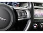 Jaguar E-Pace 2.0 P300 AWD R-Dynamic HSE | Panoramadak | Stoelverwarming & koeling | Memory stoelen | Cruise Adaptief | Leder | Keyless