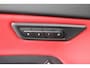 Jaguar E-Pace 2.0 P300 AWD R-Dynamic HSE | Panoramadak | Stoelverwarming & koeling | Memory stoelen | Cruise Adaptief | Leder | Keyless