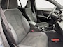 Volvo XC40 T4 Plug-in hybrid Plus Dark Trekhaak | Apple Carplay/Android Auto | Premium audio | Stuurverwarming | Achteruitrijcamera | Extra getint glas |