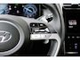 Hyundai Tucson 1.6 T-GDI PHEV Comfort Smart 4WD | Stoelverwarming voor| Stuurwielverwarmig | Navigatie | Climate Control | Achteruitrijcamera | Airco (automatisch) | Apple Carplay/Android Auto|telefoonintegratie premium