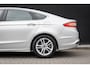 Ford Mondeo 1.5 165pk Titanium 5-deurs | 1 eigenaar | 100% dealer o.h. | NAP | 17 inch | Stoelverwarming | LED-verlichting | Privacy-glass | Elec. stoel incl memory | Keyless entry & start