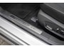 Ford Mondeo 1.5 165pk Titanium 5-deurs | 1 eigenaar | 100% dealer o.h. | NAP | 17 inch | Stoelverwarming | LED-verlichting | Privacy-glass | Elec. stoel incl memory | Keyless entry & start