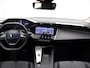 Peugeot e-308 Allure EV 54 kWh | SOH 93% | Stoelverwarming | Stuurverwarming | Navigatie | Verwamde Voorruit | Camera | Parkeersensoren Voor en Achter | 18" Lichtmetalen Velgen | Keyless