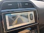 Jaguar F-Pace 2.0t AWD Portfolio | Volledig dealeronderhouden | Verwarmbaar stuur | Pano | Leder | Alcantara hemel