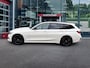 BMW 3-Serie 318I SPORTLINE M-PAKKET TREKHAAK/LEDER/CAMERA/STOELVERW/E-KLEP/CRUISE
