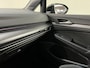 Volkswagen Golf 1.5 eTSI 150 PK R-Line Edition NIEUW!!! Pano./ Stoelverw./ Camera / PDC / LED / Carplay-Android / DSG