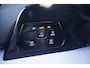 Volkswagen Golf 1.5 eHybrid 204pk Life Edition | SoH 100% | Trekhaak | Keyless | Achteruitrijcamera | Blind Spot Assist
