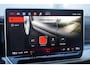 Volkswagen Golf 1.5 eHybrid 204pk Life Edition | SoH 100% | Trekhaak | Keyless | Achteruitrijcamera | Blind Spot Assist