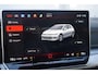 Volkswagen Golf 1.5 eHybrid 204pk Life Edition | SoH 100% | Trekhaak | Keyless | Achteruitrijcamera | Blind Spot Assist
