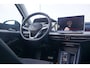 Volkswagen Golf 1.5 eHybrid 204pk Life Edition | SoH 100% | Trekhaak | Keyless | Achteruitrijcamera | Blind Spot Assist