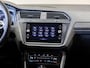 Volkswagen Tiguan 1.5 TSI 2x R-Line Business+ / 150pk / Trekhaak / NAP / Rondomzicht camera / Keyless /